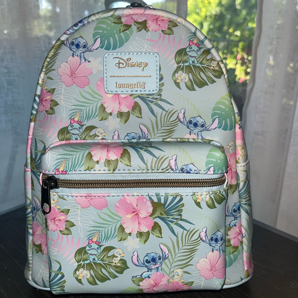 LOUNGEFLY STITCH BACKPACK BRAND NEW